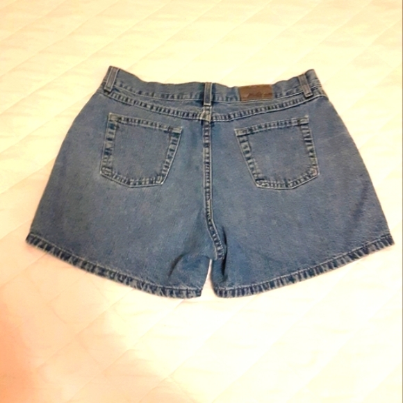 Lee denim shorts - Picture 2 of 2